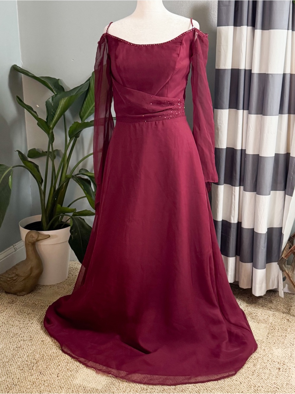 Title: Mori Lee Burgundy Formal Gown Size 11/12 Chiffon Evening Prom Dress - Picture 13 of 13